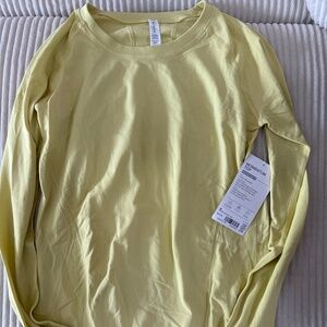 Athleta Momentum Top